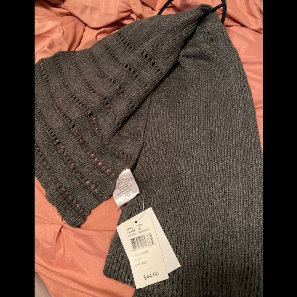 Nwt basha grey scarf‎